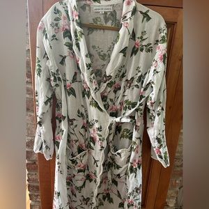 Heidi Carey size L linen Robe